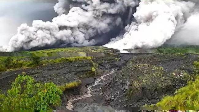 Gunung Semeru Erupsi Sore Ini, Semburkan Awan Panas Setinggi Lebih dari 5.000 Meter