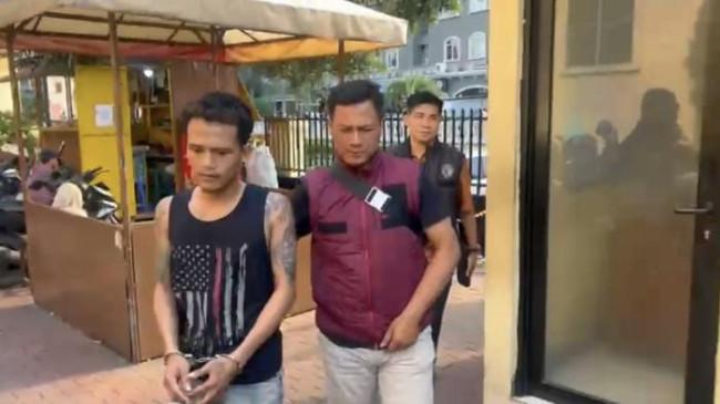 Tikam Orang Gara-gara Charger HP, Ternyata Tukang Parkir di Jakbar Residivis dan Pecandu