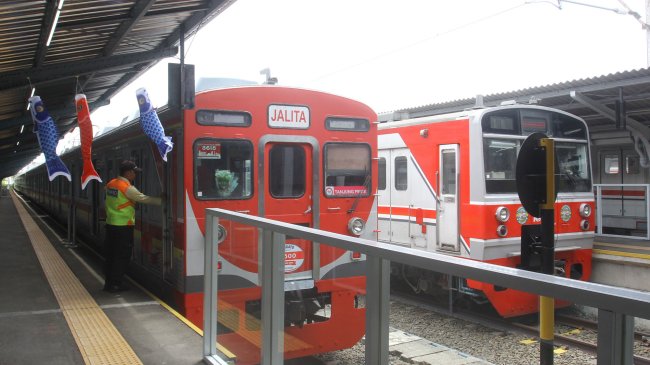 ODGJ Dorong Petugas Keamanan ke Arah KRL yang Sedang Melintas, Polisi: Diserahkan ke Dinas Sosial