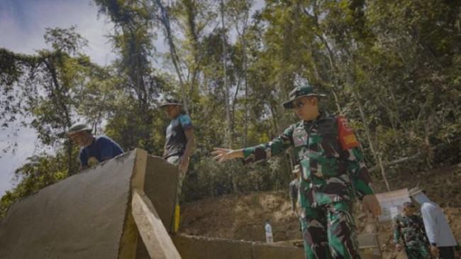 Asa di Tengah Rimba Ueesi