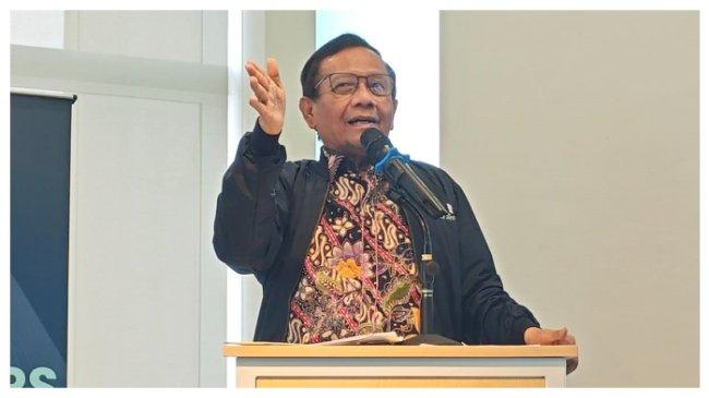 Kritik Alokasi Anggaran, Mahfud MD: MBG Penting, tapi di UUD 1945 Lebih Penting Pendidikan