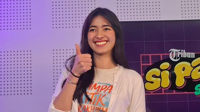 Mawar De Jongh Butuh Tiga Jam Makeup Tampil Botak untuk Film 'Sampai Titik Terakhirmu'