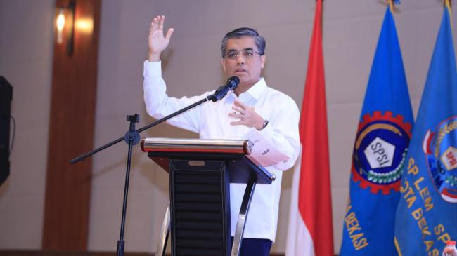 Menaker Tekankan SDM Kuat dan Hubungan Industrial Harmonis Kunci Kemandirian Ekonomi