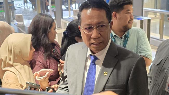 DPR Tetap Ketok Palu Meski Tagar TolakRKUHAP Bergema, Menkum: Hal Biasa