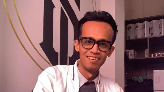 Profil Muslim Syaebani, Hair Stylist Artis yang Hijrah ke Purwokerto