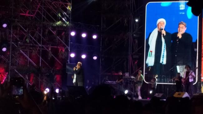 Hadad Alwi dan Opick Salawat dan Panjatkan Doa untuk Palestina di Synchronize Fest 2025