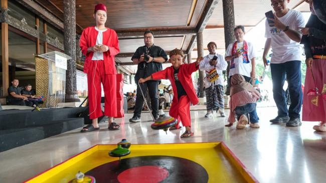 Festival Permainan Rakyat dan Olahraga Tradisional dari 33 Provinsi Digelar di TMII