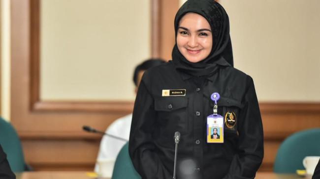 Tips Bertahan di Industri Kreatif Ala Pebisnis Muda Riezka Rahmatiana
