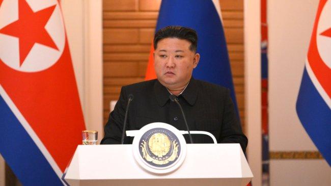 Kim Jong Un akan Pimpin Parade Militer Besar, Diprediksi Pamerkan Rudal Hwasong-20