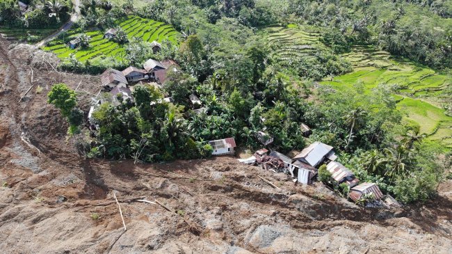 Update Korban Longsor Banjarnegara: 2 Korban Ditemukan Lagi, 16 Orang Masih Hilang