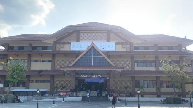 Prakiraan Cuaca Kota Solo Senin, 3 November 2025: Siang Cerah Berawan, Sore Hujan Ringan