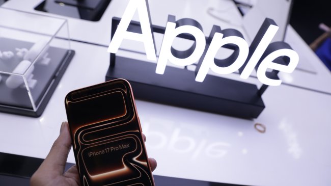 iPhone 18 Pro Max Disebut Akan Jadi iPhone Terberat Sepanjang Sejarah