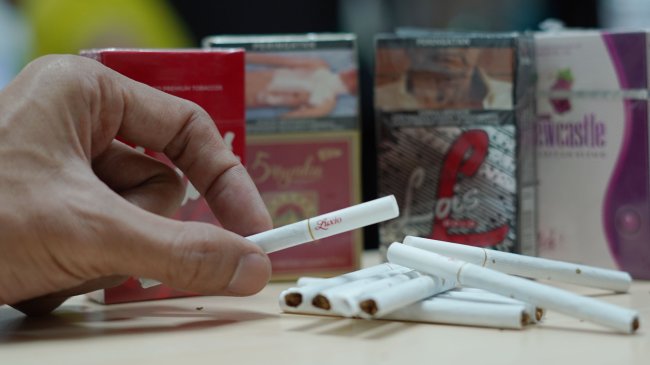 Kebijakan Kemasan Seragam Rokok Dinilai Sulitkan Konsumen Bedakan Produk Legal dan Ilegal