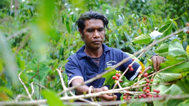 Djony Bunarto Tjondro Tegaskan Komitmen Astra melalui Desa Sejahtera Astra Bajawa