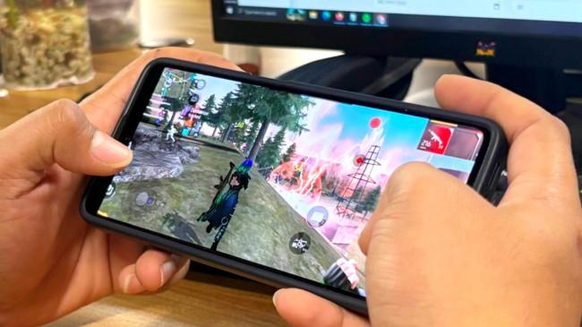 Kode Redeem FF Terbaru Hari Ini, Jumat 14 November 2025, Klaim Hadiahnya Gratis