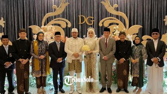 Jokowi Jadi Saksi Pernikahan Wali Kota Tegal, Gadis Asal Solo Resmi Jadi Istri Dedy Yon