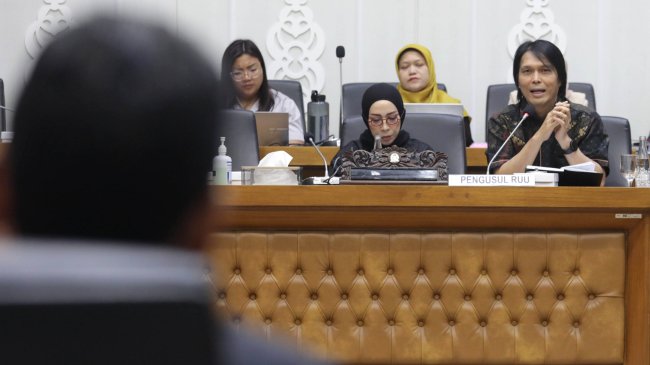 Anggota DPR Usul LMK dan LMKN Dibubarkan, Royalti Dikelola Negara