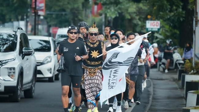 Ratusan Pelari Ikuti Jiwater Fun Run 2025, Libatkan Veteran Rayakan Hari Pahlawan dengan Gaya Aktif