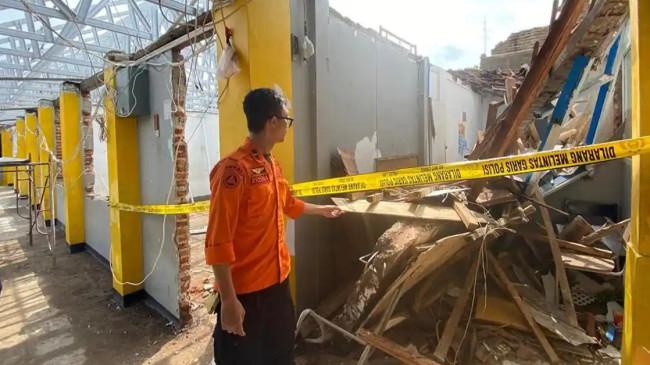 Kata Disdik soal Atap SMP Pasundan yang Ambruk, Sebut Harus Ada Evaluasi Menyeluruh