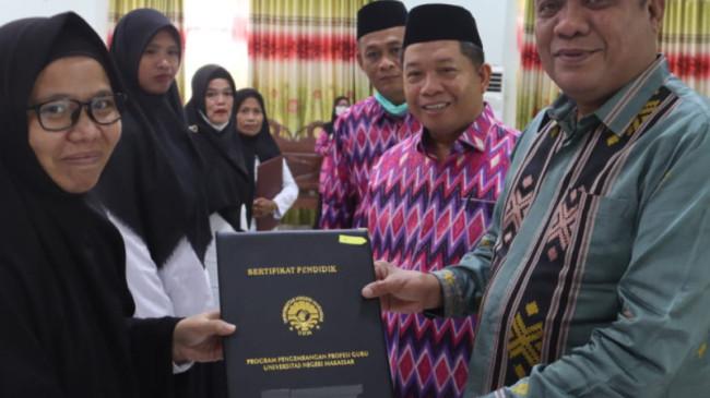 Pemerintah Umumkan Sertifikasi PPG 600 Ribu Guru Agama Rampung 2026, PPPK Belum Pasti