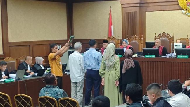 Perusahaan Riza Chalid Ikut Tahap Kajian Pengadaan Terminal BBM Pertamina, Saksi Takut Menegur