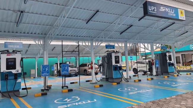 PLN Resmikan SPKLU Center Pertama di Yogyakarta, Ada 8 Unit Ultra Fast Charger, Total 16 Konektor