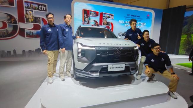 Lini Mobil Mitsubishi Tampil dengan Tema Petualangan di GJAW 2025