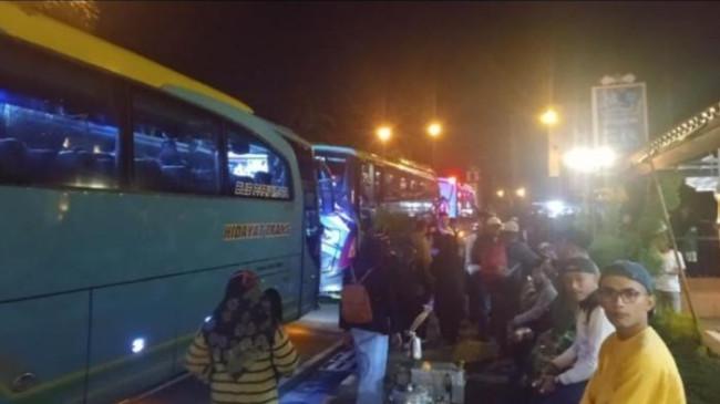 1.000 Guru Honorer Madrasah Asal Pandeglang Demo di Istana, Tuntut Revisi Aturan P3K