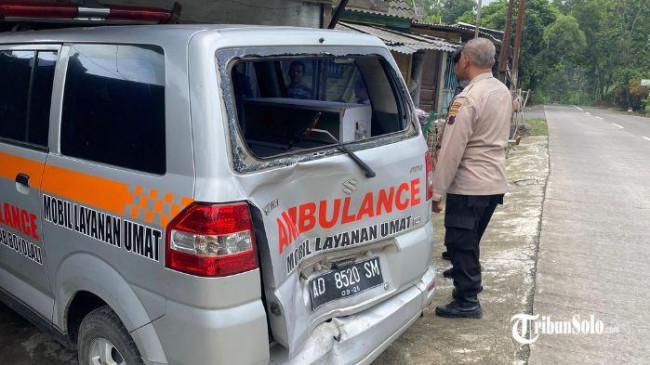 Ambulans PKS Boyolali Ditabrak, Dinding dan Kaca Rumah sampai Rusak, Pelaku Belum Diketahui