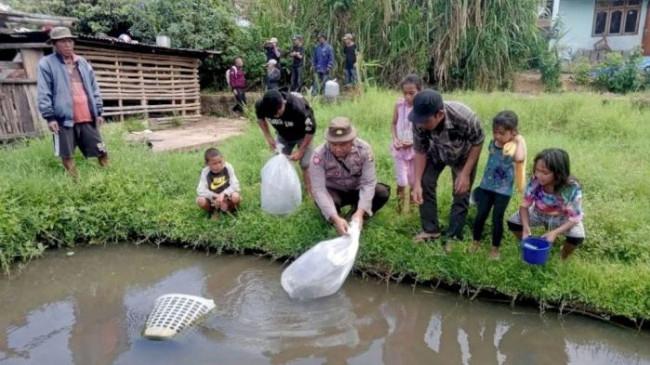 Polisi Manggarai Penggerak Ketahanan Pangan, Aipda Libertus Ubah Lahan Kosong bersama Warga