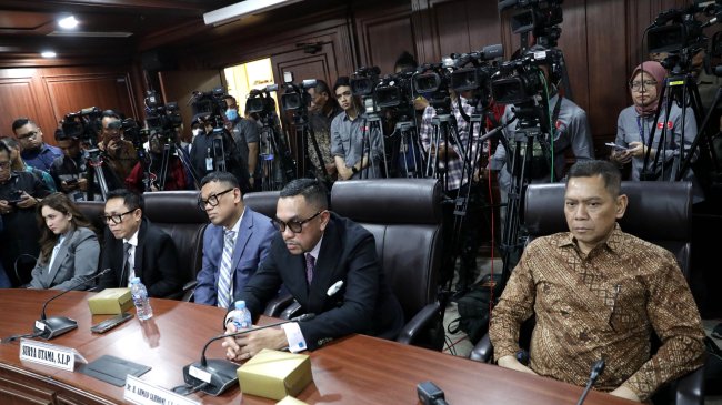 Sahroni, Nafa, Eko Patrio, Uya Kuya, dan Adies Lolos dari Pemecatan DPR