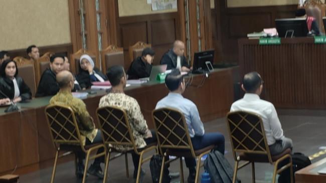 Empat Terdakwa Korupsi Minyak Mentah Pertamina Mengaku Masih Berstatus Karyawan BUMN