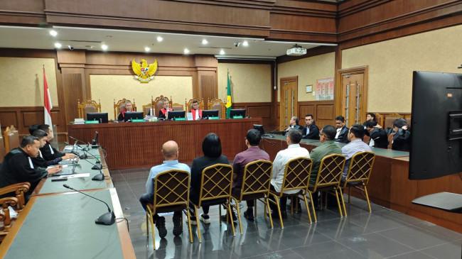 Eksepsi Ditolak, Nasib Marcella Santoso Cs Ditentukan di Sidang Pembuktian