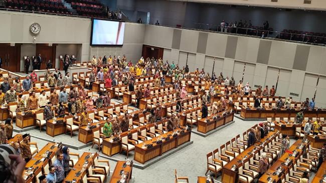 Dana Reses DPR Rp702 Juta Tuai Polemik, Ini Definisi Reses dan Apa Manfaatnya untuk Rakyat