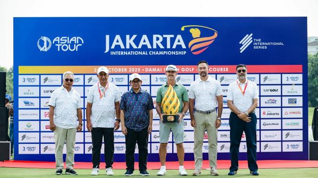 Lewat Play-off Dramatis, Wade Ormsby Juarai Debut Jakarta International Championship 2025