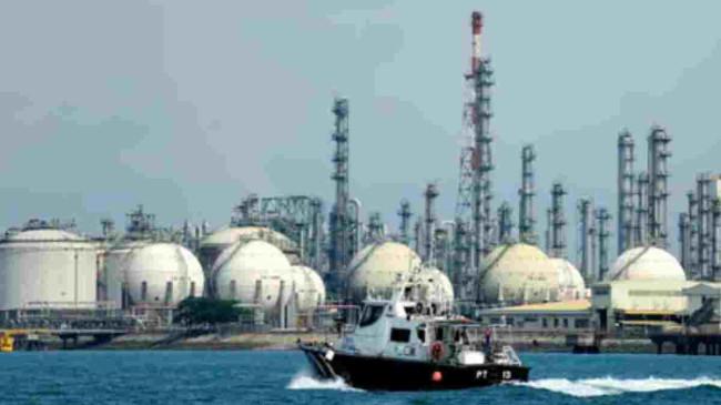 Terungkap! Minyak Rusia Masuk ke Australia Lewat Pelabuhan Singapura Milik Macquarie