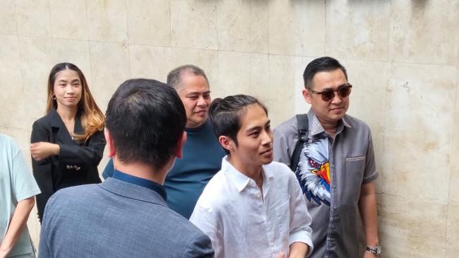 Penuhi Panggilan Polisi, DJ Panda Berharap Damai dengan Erika Carlina
