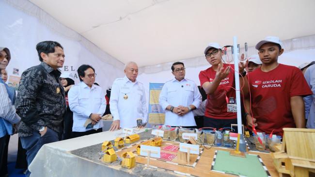 Menteri Ekraf Luncurkan Sekolah Garuda di Kalsel, Targetkan 100 Sekolah Unggul hingga 2029