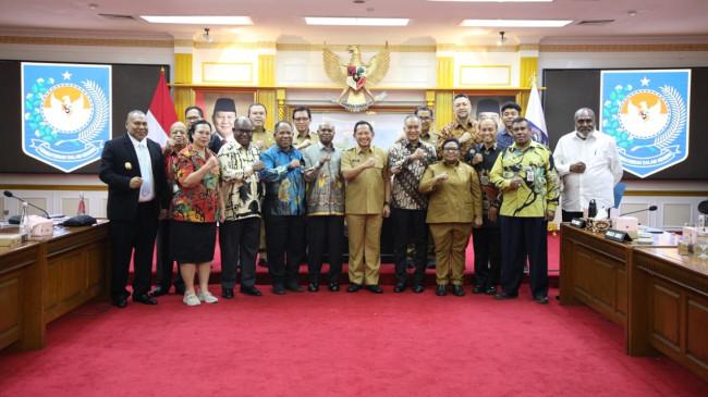 Mendagri Tekankan Pentingnya Sinkronisasi Program Pusat dan Daerah untuk Percepat Pembangunan Papua