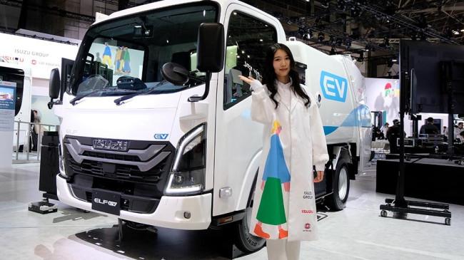 Isuzu Siapkan Produk Baru untuk Sektor Agrikultur dan Sektor Publik Indonesia