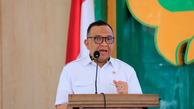 Wamenaker Ajak Lulusan Kampus Muhammadiyah Ramaikan Program Magang Kerja