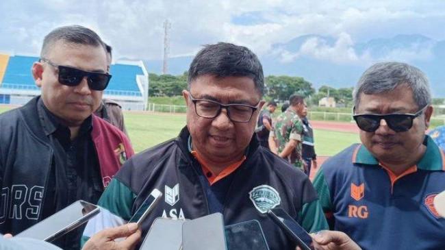 Sosok Abdusy Syakur, Bupati yang Tetapkan KLB Keracunan MBG di Garut, Begini Alasannya