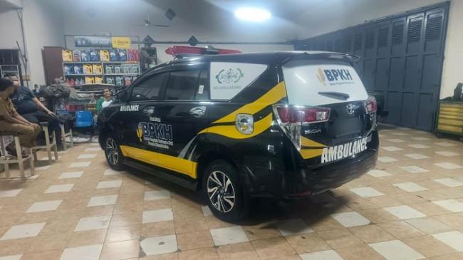 Korupsi CSR BI-OJK: KPK Sita Dua Ambulans dan 18 Kursi Roda dari Tersangka Satori di Cirebon Jabar