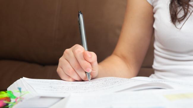 Takut Corat-Coret Novel Favorit? Ketahui Apa Itu Anotasi dan 5 Manfaatnya!