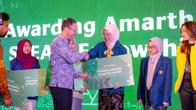 Diikuti 19.000 Pendaftar, 310 Pelajar dan Mahasiswa Lolos Seleksi Beasiswa di Bidang STEAM