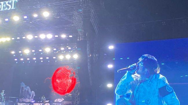 Terjemahan Lirik Lagu Doomed - Bring Me The Horizon: So Come Rain On My Parade