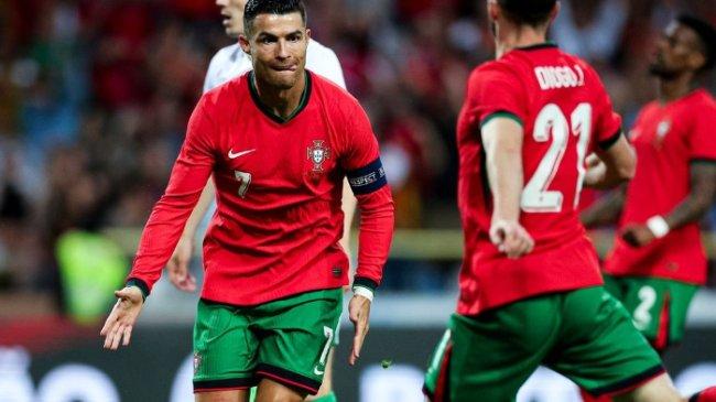 Angka Spesial Cristiano Ronaldo Ada di 40, FIFA Tak Bisa Ikuti Laju CR7