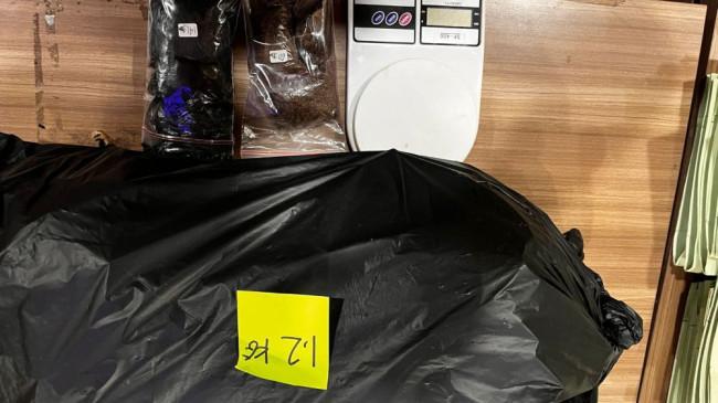 Polisi Amankan 2 Pengedar Narkotika di Jaktim, Ngaku Beli 1,3 Kg Ganja dari Instagram