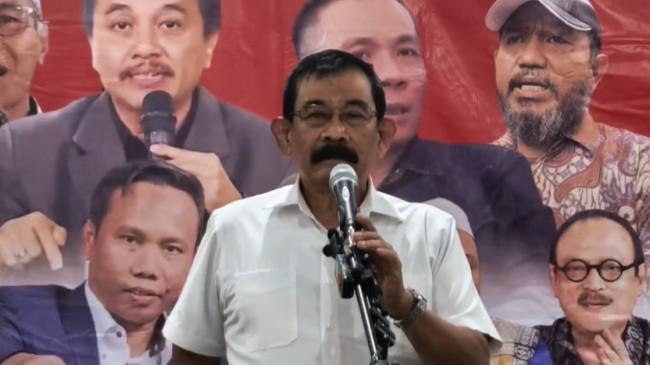 Eks Danjen Kopassus Bela 8 Tersangka Kasus Ijazah Jokowi, Minta Prabowo Segera Bertindak