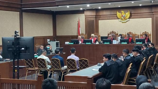 Eksepsi Riva Siahaan Cs Ditolak Hakim, Sidang Korupsi Minyak Mentah Lanjut ke Tahap Pembuktian